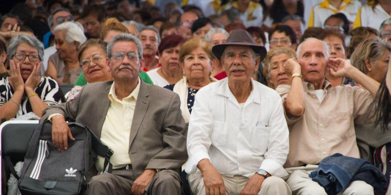 La pesada ancianidad en México / Al Sur