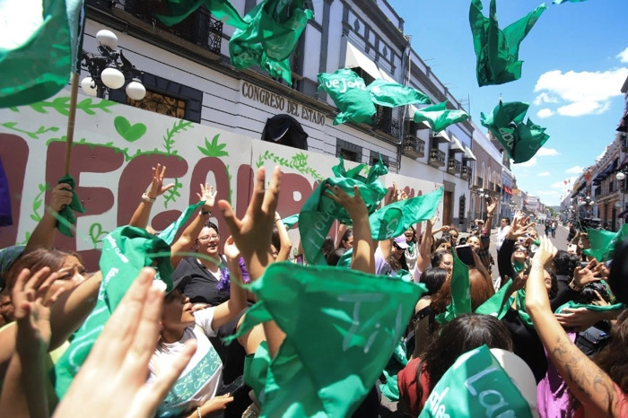 Congreso de Puebla despenaliza aborto