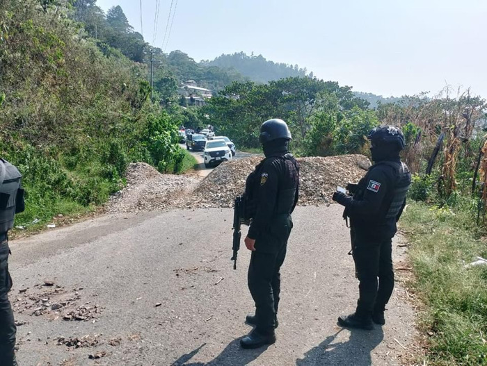 Reportan ataques armados en Frontera Comalapa y Chenalhó; familias se desplazan por temor