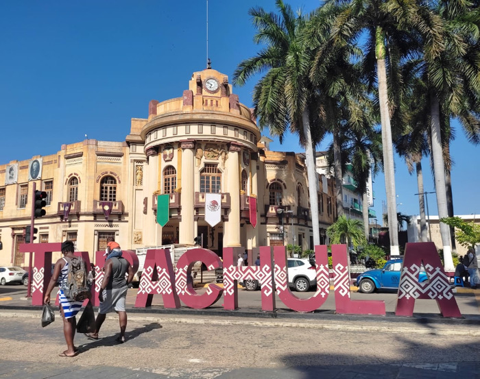 Migrantes en Tapachula establecen empleos formales con el apoyo del SAT