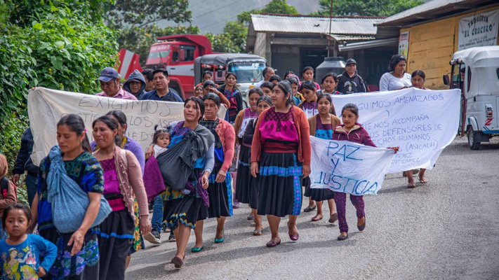 Omisión y grupos criminales elevan violencia en Chenalhó / En la Mira