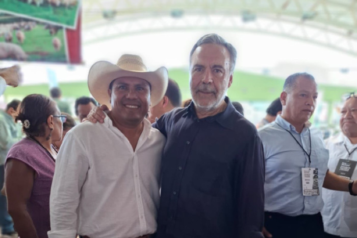 Roger Narcía participa en el Foro “Ganadería, Inocuidad y Sanidad”