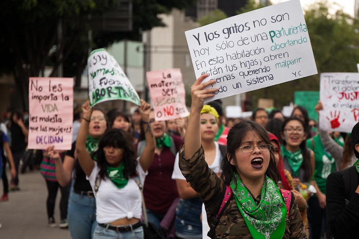 Congreso de Aguascalientes limita y reduce plazo para aborto legal a seis semanas