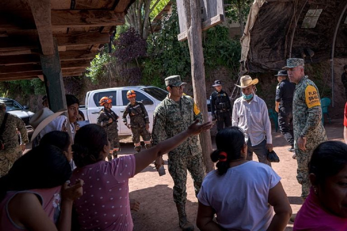 Desplazados en Guatemala temen regresar por represalias y amenaza militar