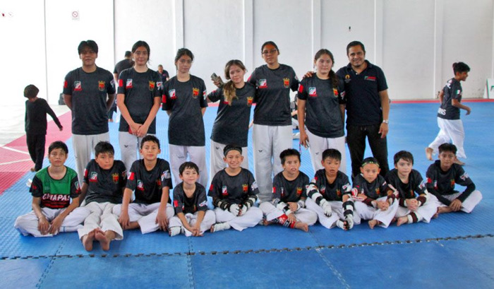 Selección Chiapas de la ACHTKD sostuvo entrenamiento de preparación en el Instituto del Deporte