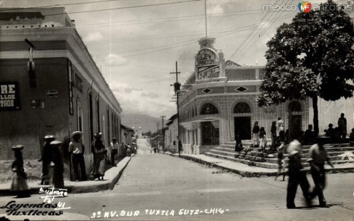 ¡Esquina bajan! / El palo que habla