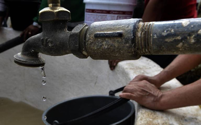 Vecinos de SCLC denuncian la falta de agua potable en al menos cinco fraccionamientos