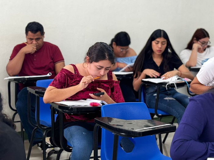 Aplican en la UNACH Examen General de Egreso de la Licenciatura del CENEVAL