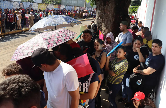 Otorga INM permisos temporales en Tapachula para facilitar el desplazamiento de migrantes