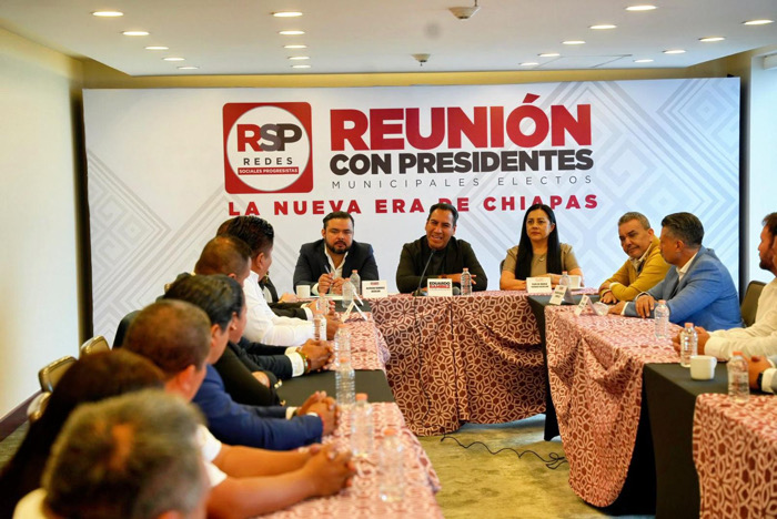 Eduardo Ramírez se reúne con autoridades electas de los partidos RSP y MC