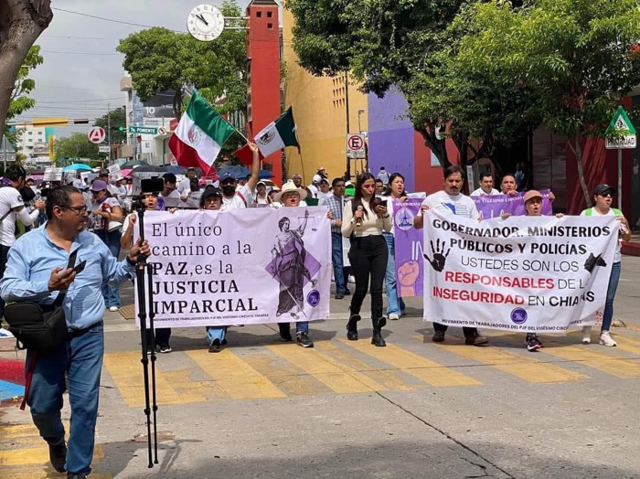 Protestan por la reforma judicial y el desplazamiento de comunidades