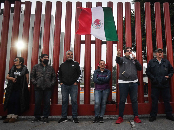 PAN y aliados piden diálogo a Sheinbaum mientras trabajadores del Poder Judicial mantienen bloqueo