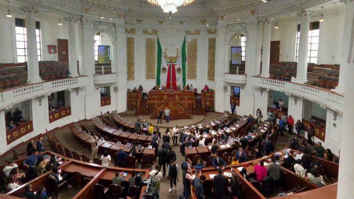 Morena también logra mayoría calificada en el Congreso de la CDMX tras sumar a tres asambleístas de la oposición