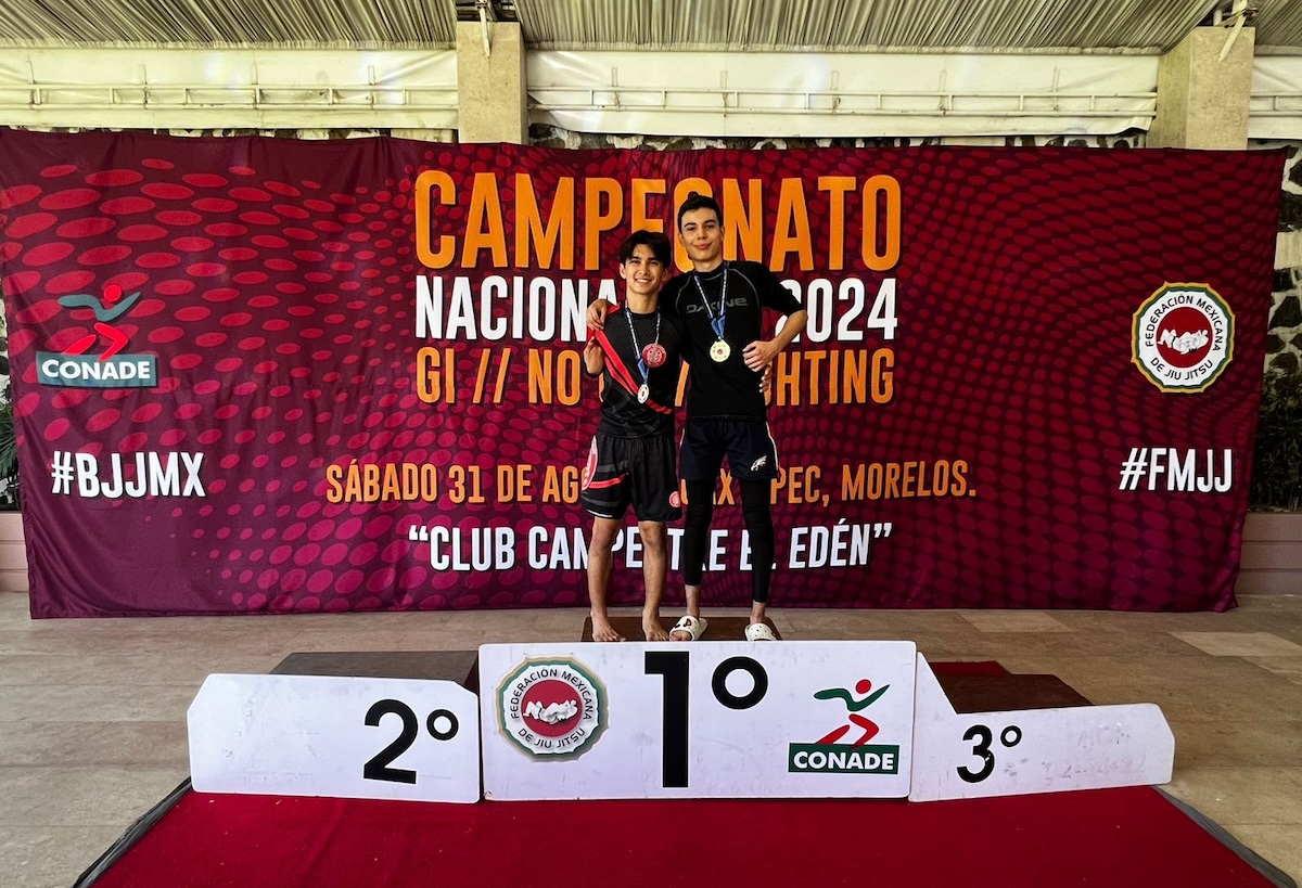 Diego Gómez Maza con medallas de oro y plata en el Nacional de Jiu- Jitsu Brasileño en Morelos