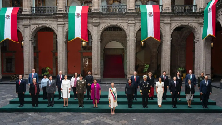 Sheinbaum inicia su gobierno con un gabinete mayoritariamente heredado de López Obrador