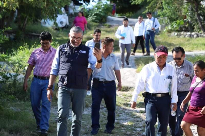 Anuncia Angel Torres pavimentación de calles en San Pedro Progresivo