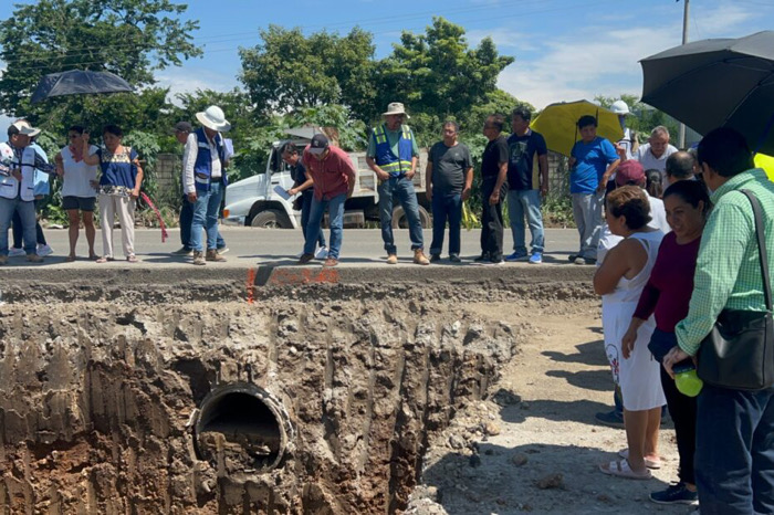 Colonos del sur de Tapachula exigen soluciones por afectaciones de obra en el Libramiento Sur