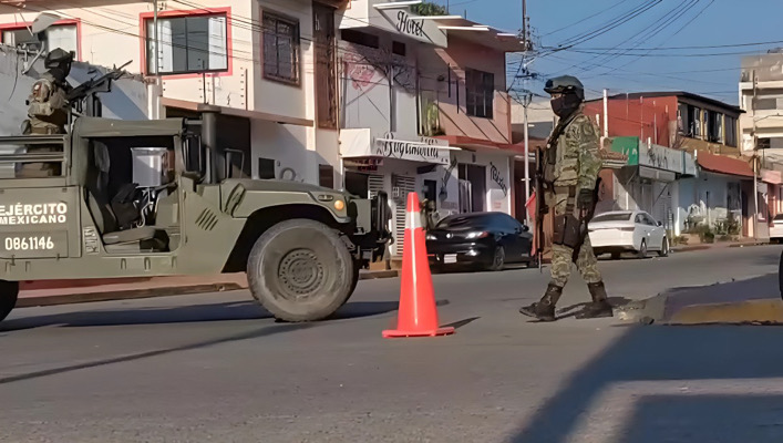 Detienen a exfuncionario y desmantelan red de tráfico de personas en Tapachula