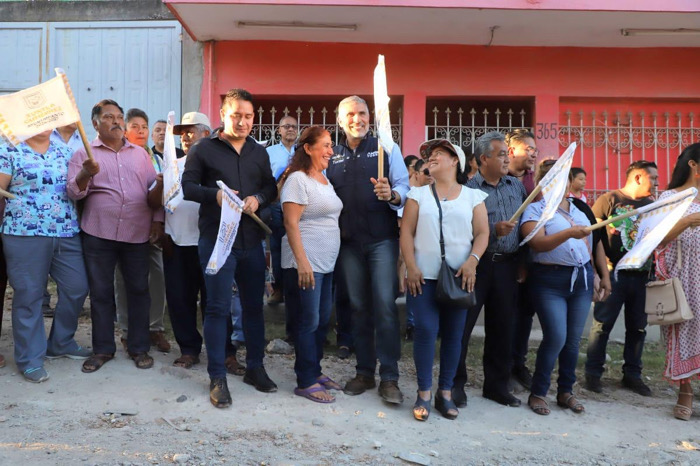 Más calles para Tuxtla, ahora en la colonia Francisco I. Madero: Angel Torres