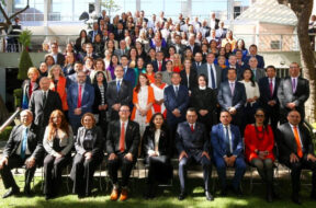 117C2E86-99E5-4D3C-B3E9-E3C1F6DA1813