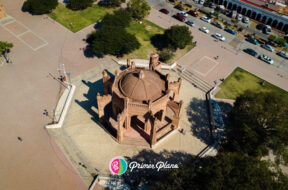 13C10C67-59DE-425F-B9B8-28C2D2B43283