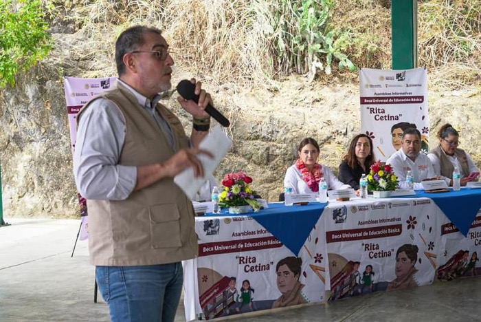 En Nuevo México se realizó la asamblea de arranque de las becas Bienestar