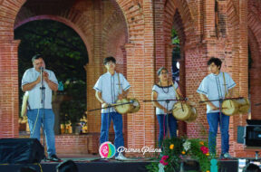 55376A36-3825-4F48-93B4-D17F4BB234D2