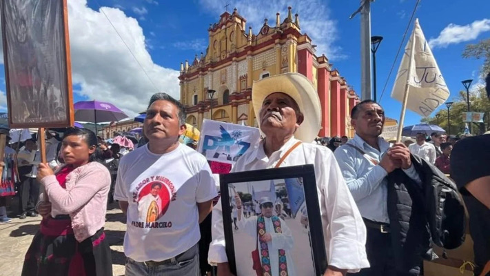 Más de 20 mil personas marchan en San Cristóbal por el Padre Marcelo