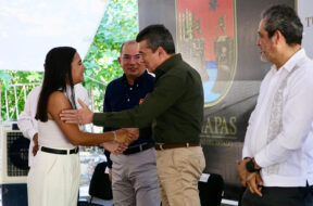 61350C28-EAF3-4A16-8FF7-E5C86F3CF221