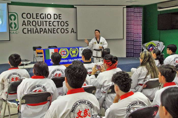 MoonMooWon Moo Duk Kwan impartió Seminario de Arbitraje a atletas chiapanecos