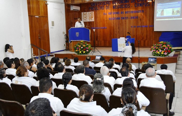 Anuncian la creación de nueva licenciatura y posgrado en la Facultad de Negocios de la UNACH en Tapachula