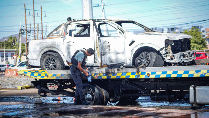 Violencia imparable en Sinaloa deja al menos 13 muertos, heridos y ataques a comercios