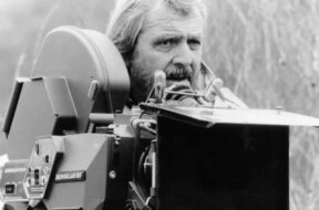 DC9B7B9C-11D5-495E-AC4F-86EF82585F06