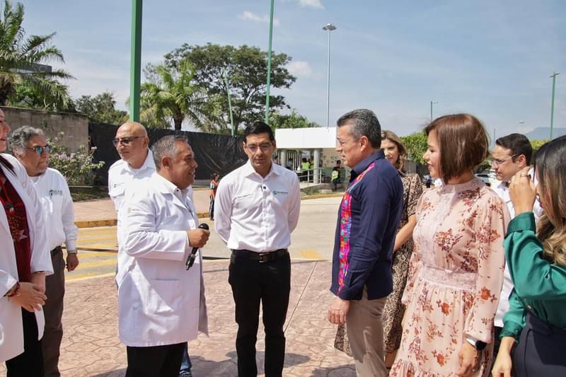 Celebra Rutilio Escandón 10º Aniversario del Hospital General “Dr. Jesús Gilberto Gómez Maza”