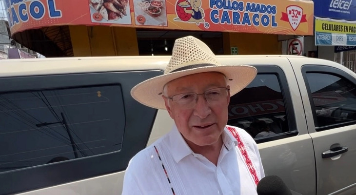 Ken Salazar subraya compromiso de EE.UU. con desarrollo y conservación en Palenque