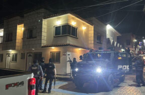 23CA3ED4-4433-4D23-8CD8-CAC658C28E3B