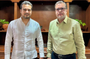 398CA313-25A4-4DFD-8B4E-4354D14D496A