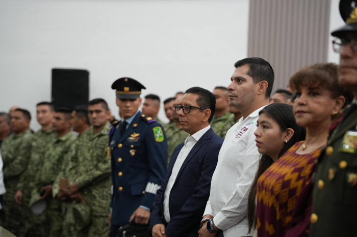 Asiste titular de la SSP a la entrega de reconocimiento del Honorable Congreso del Estado de Chiapas a las Fuerzas Armadas de México