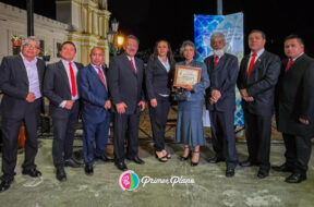 8596D666-0D00-45CD-8D30-306C118089D0