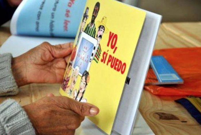 Chiapas retoma el polémico programa cubano de alfabetización Yo Sí Puedo