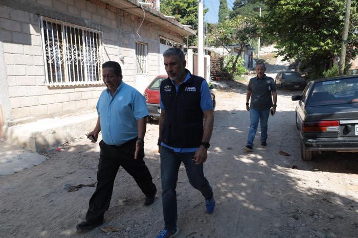 Cada obra iniciada es supervisada: Angel Torres, desde la colonia 12 de Noviembre