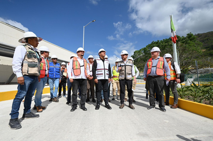 Supervisan Eduardo Ramírez y Zoé Robledo el HGZ No. 13 “XIV de Septiembre” en Tuxtla Gutiérrez