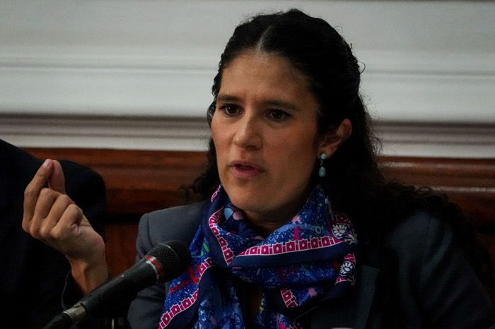 Críticas a Bertha Alcalde por nepotismo en su nombramiento como fiscal de CDMX