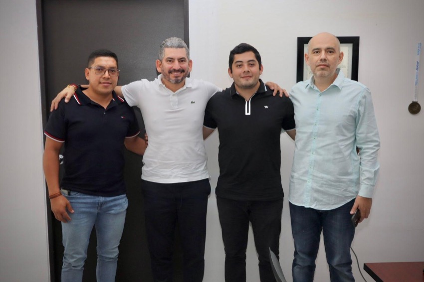 Deportistas, representantes de asociaciones deportivas y de ayuntamientos realizan visita de cortesía al Indeporte