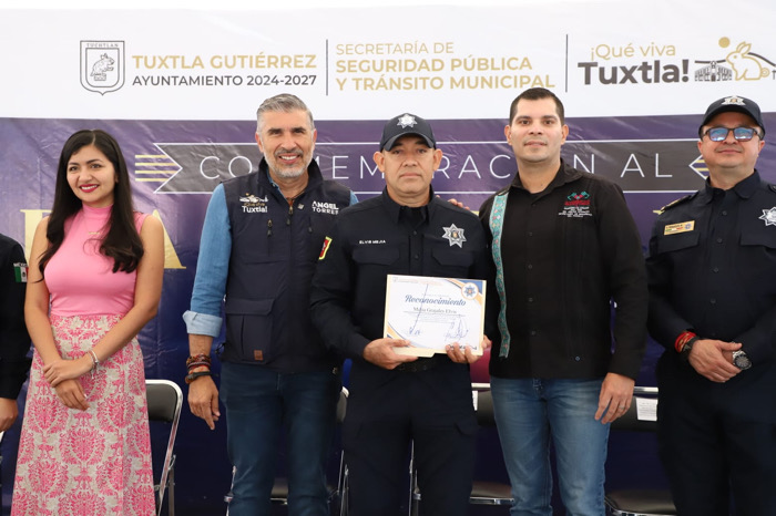 Anuncia Angel Torres aumento al salario a policías de Tuxtla