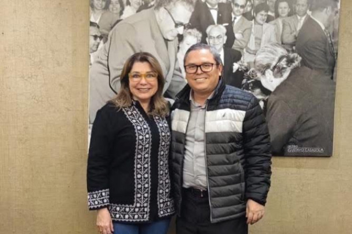 Rector de la UNACH sostiene reunión de trabajo con subsecretaria de Educación