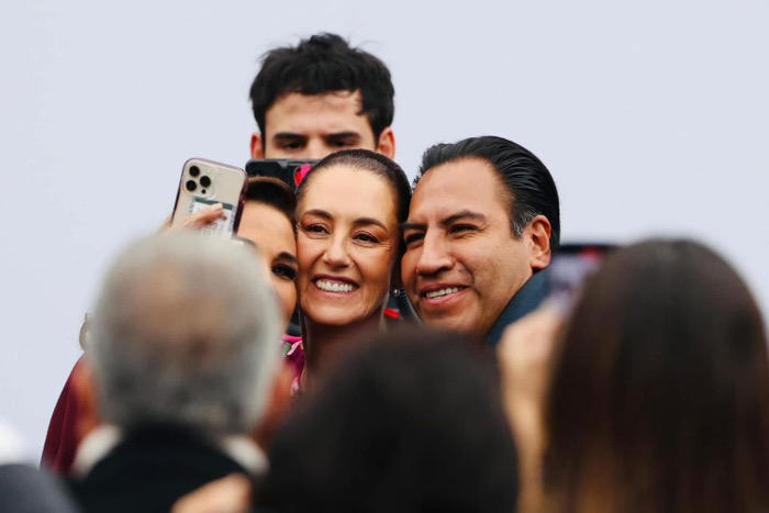 Asiste Eduardo Ramírez al informe de los 100 días de gobierno de la presidenta Claudia Sheinbaum