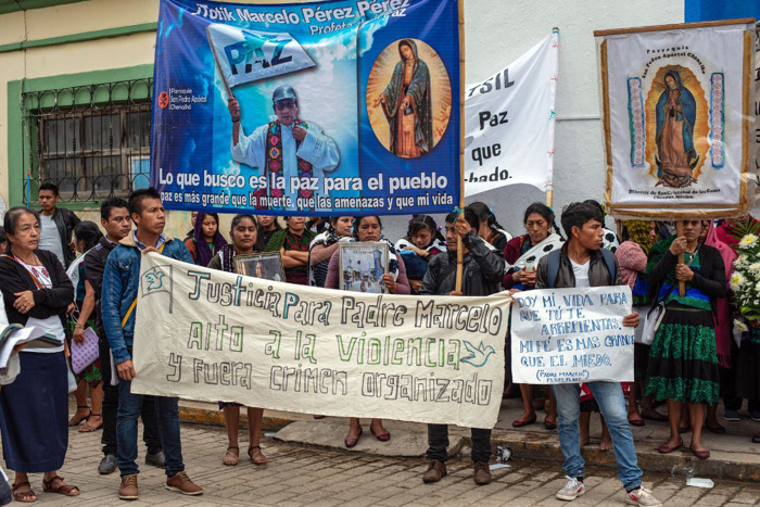 Exigen fin de la violencia y justicia por el asesinato del padre Marcelo en Chenalhó