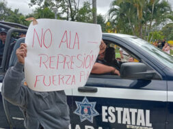 FA9B3B1F-256A-420F-8514-11E00C185FBA