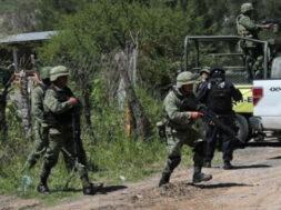 08309DBF-FC61-43F4-B77A-4A762D6FC537